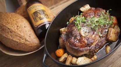 STOUTBRAISERET ØKOLOGISK GRISEBOV OG RODFRUGTER